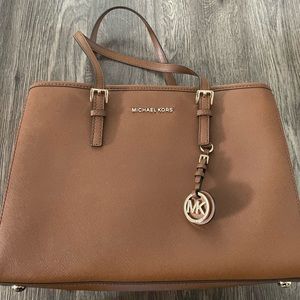 NWT Michael Kors purse 👜